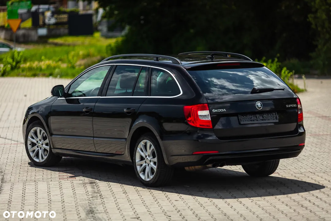 Skoda Superb 2.0 TDI DSG Comfort - 16
