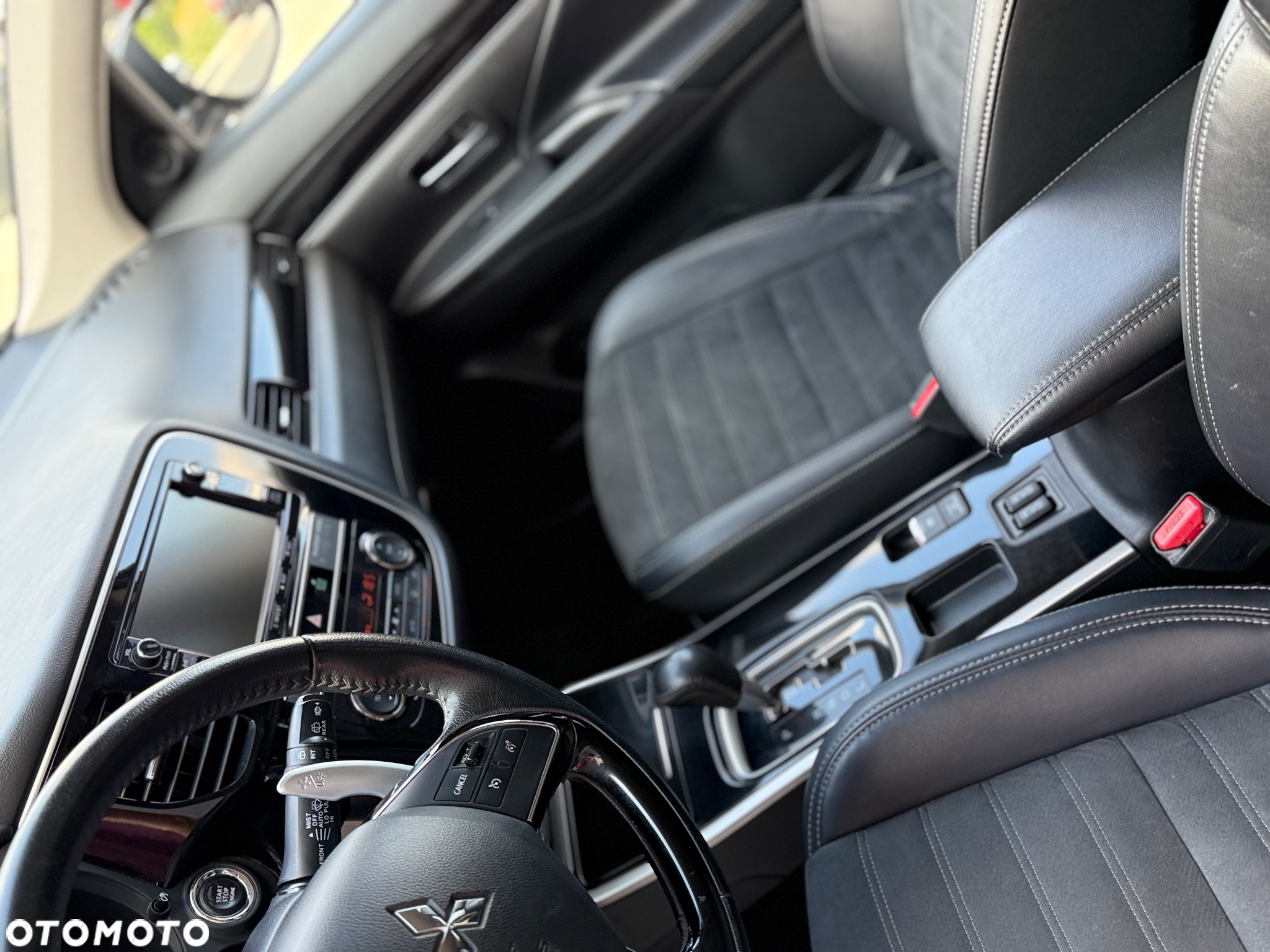 Mitsubishi Outlander 2.0 2WD CVT Diamant Edition+ - 8