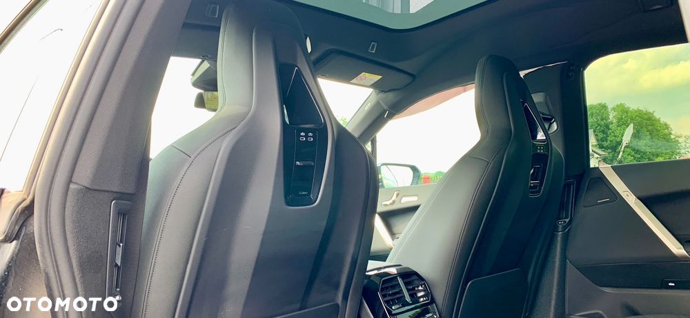 BMW iX xDrive50 - 14