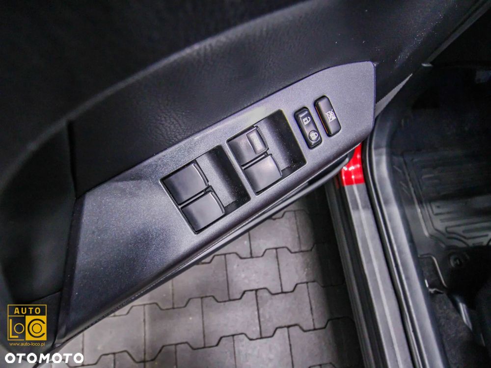 Toyota RAV4 2.0 D-4D Prestige 4x2 - 26