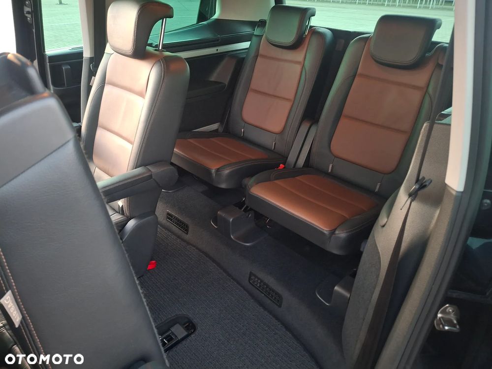 Volkswagen Sharan 2.0 TDI DSG Highline - 23