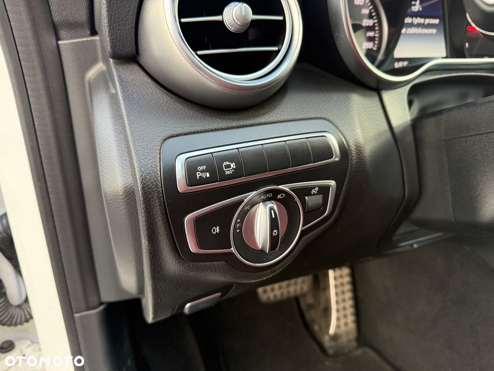 Mercedes-Benz Klasa C 220 d 9G-TRONIC - 18