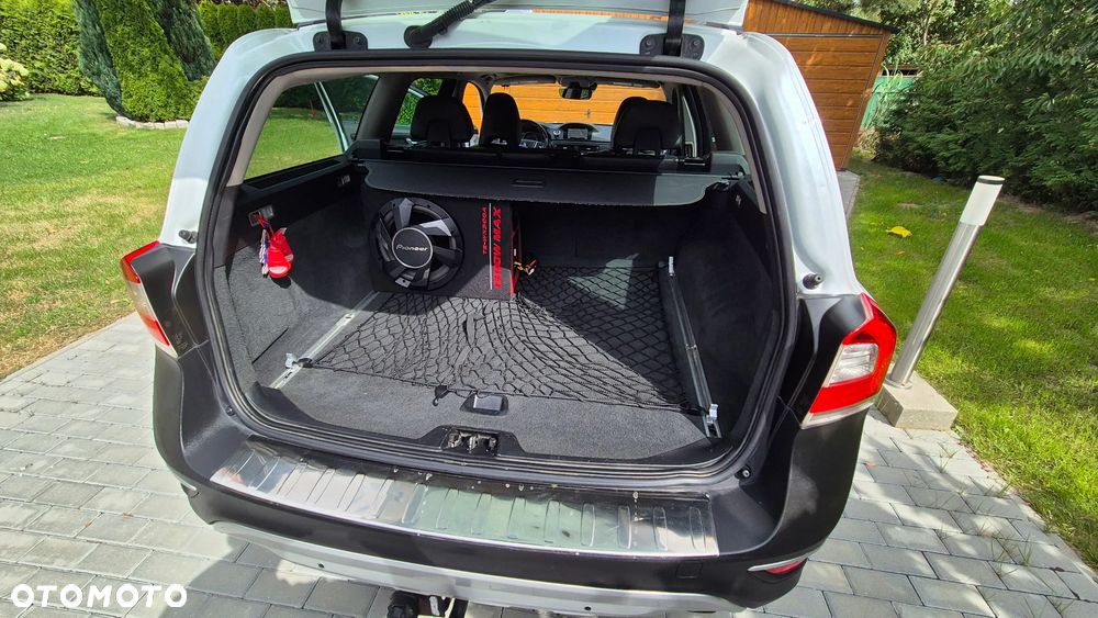 Volvo XC 70 - 8