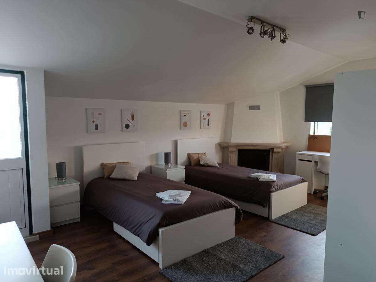 Quarto - localizado em Leiria - Grande imagem: 2/14