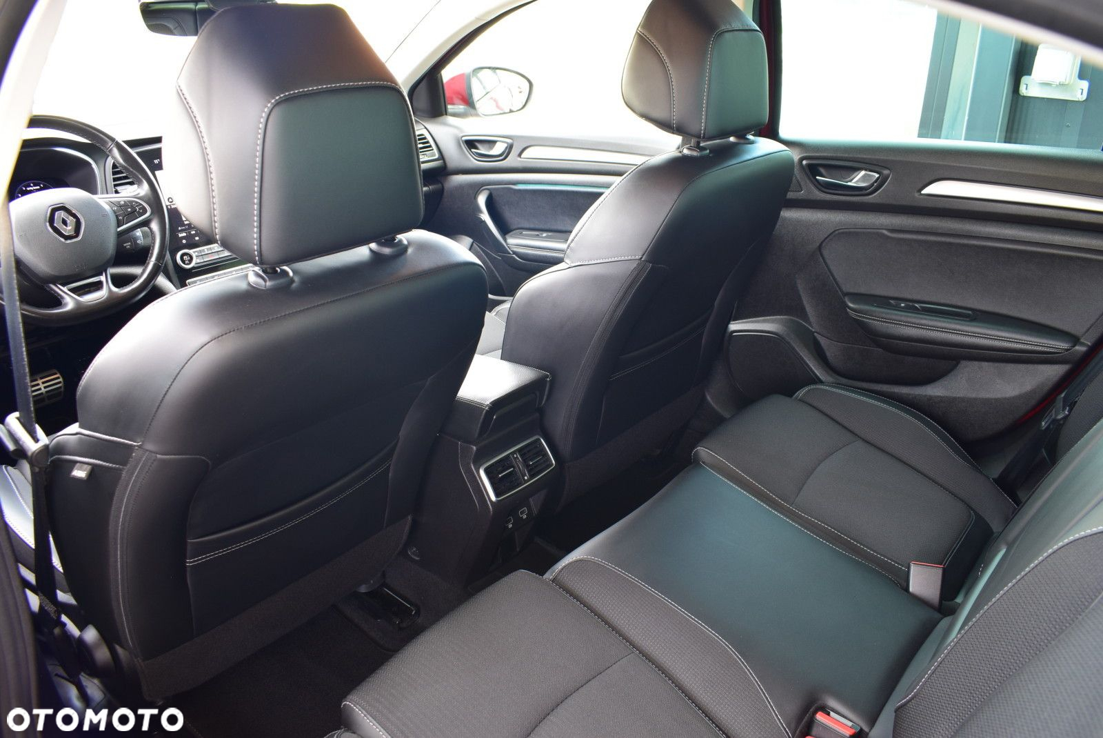 Renault Megane 1.3 TCe Intens EDC - 12