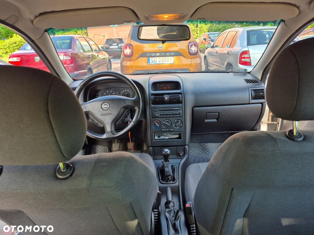 Opel Astra - 22