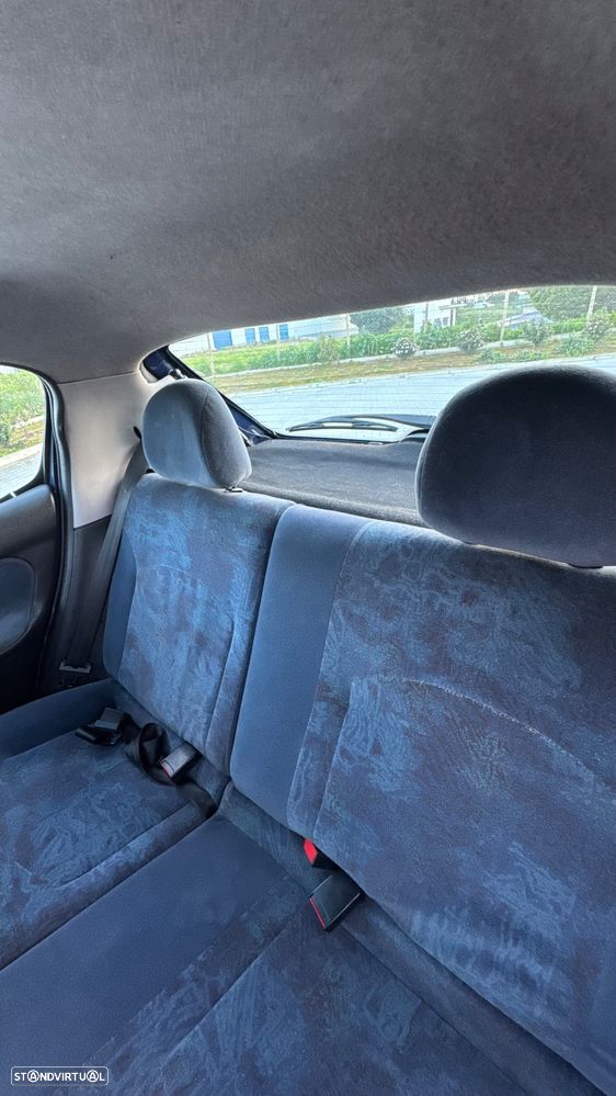 Peugeot 206 1.9 D XT - 26