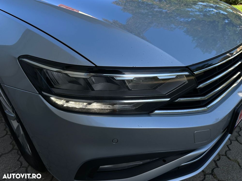 Volkswagen Passat 2.0 TDI DSG Highline - 21