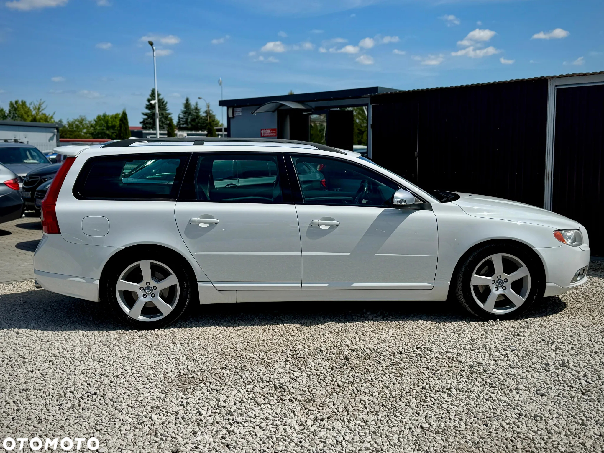 Volvo V70 2.5T R-Design Summum - 14