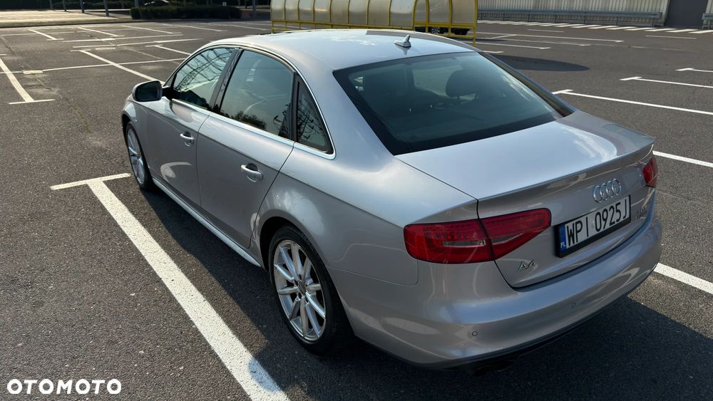 Audi A4 Limousine - 21