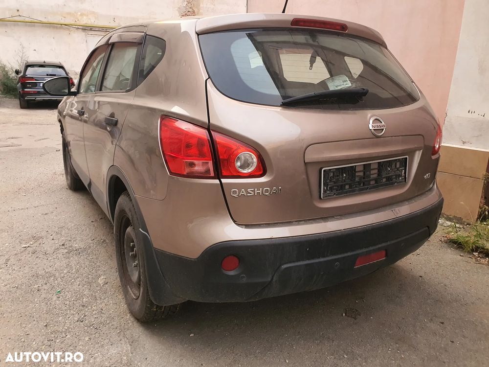 Nissan Qashqai+2 - 9