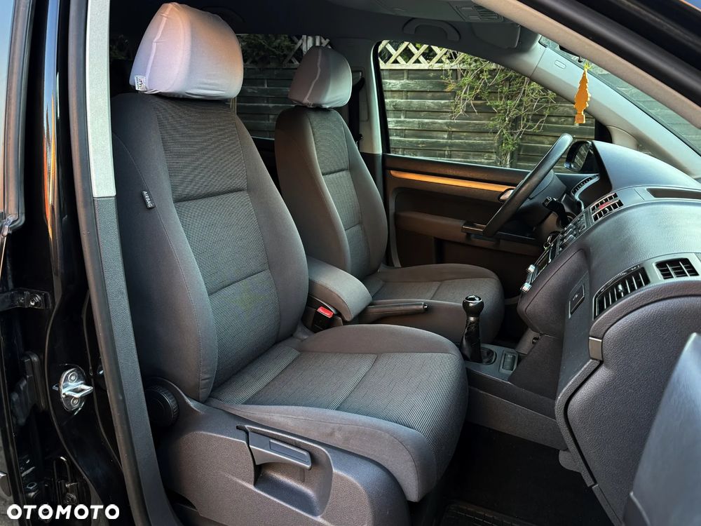 Volkswagen Touran 1.9 TDI Trendline - 6