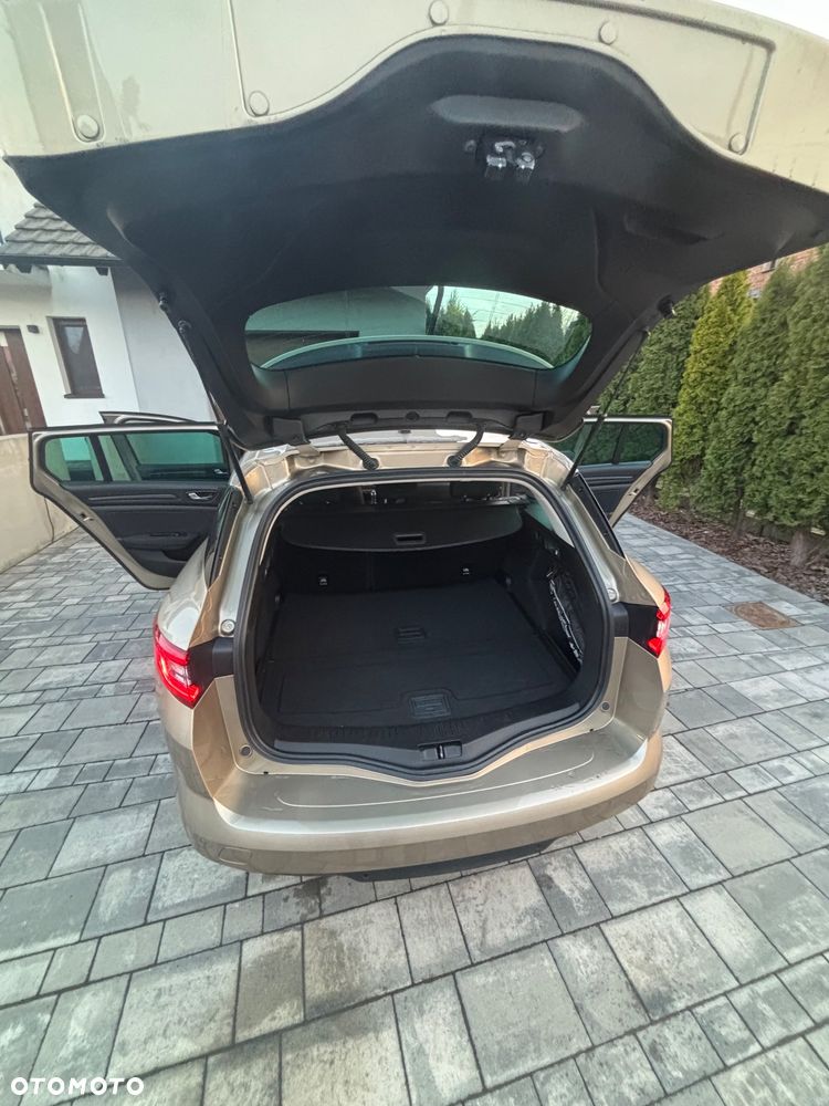 Renault Megane TCe 140 GPF LIMITED - 15