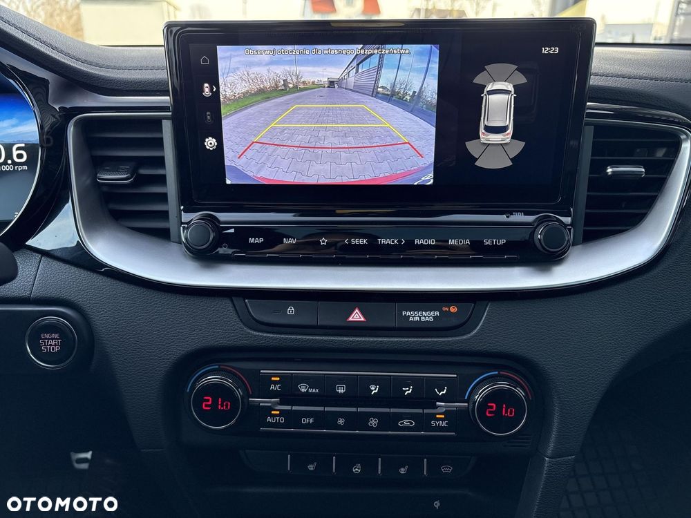 Kia ProCeed 1.5 T-GDI DCT7 OPF GT LINE - 22