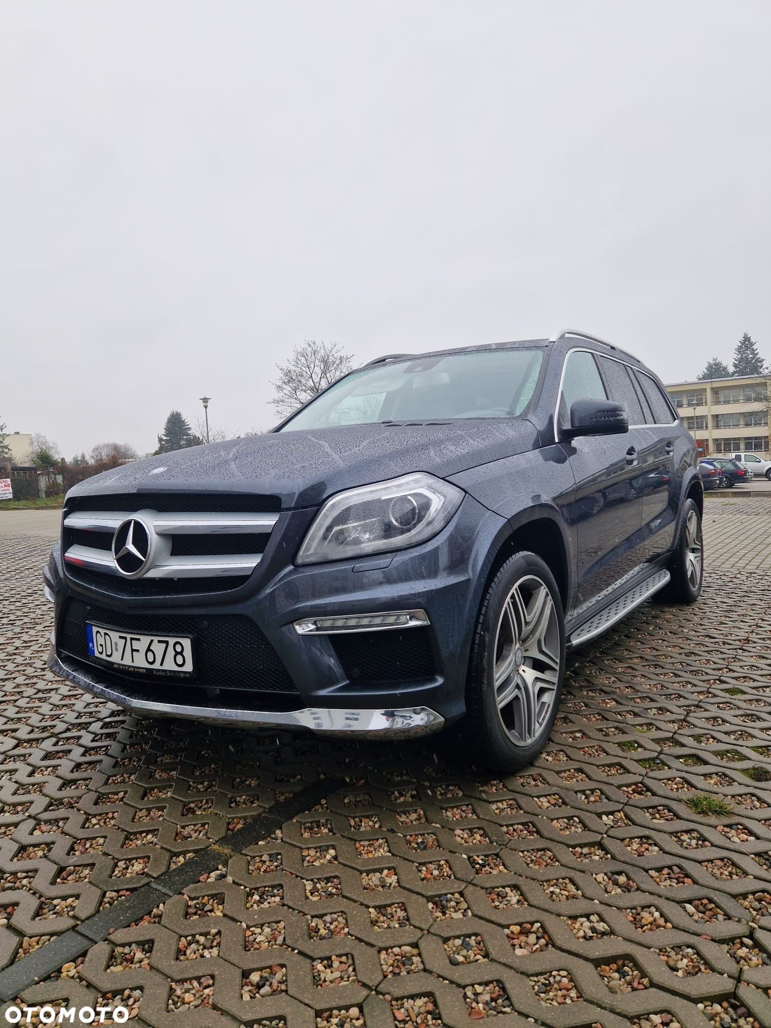 Mercedes-Benz GL 350 BlueTec 4-Matic - 1