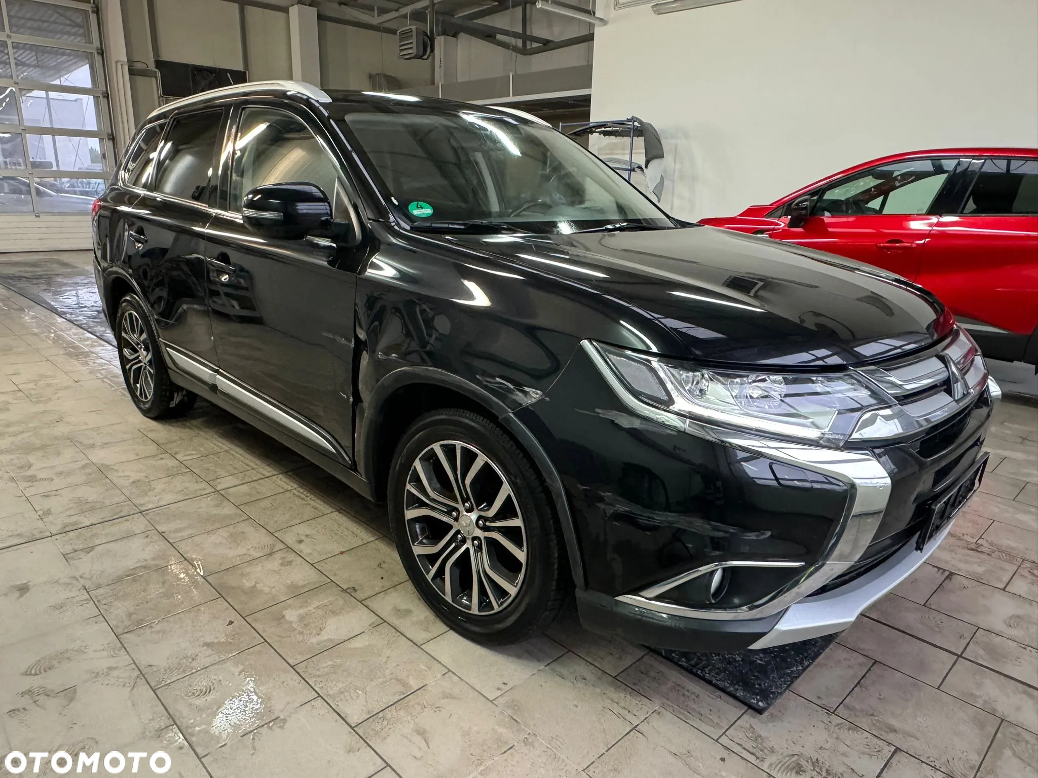Mitsubishi Outlander 2.2 DI-D 4WD Automatik Invite - 4