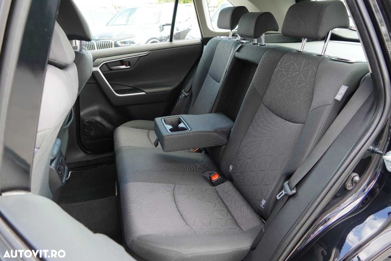Toyota RAV4 - 25