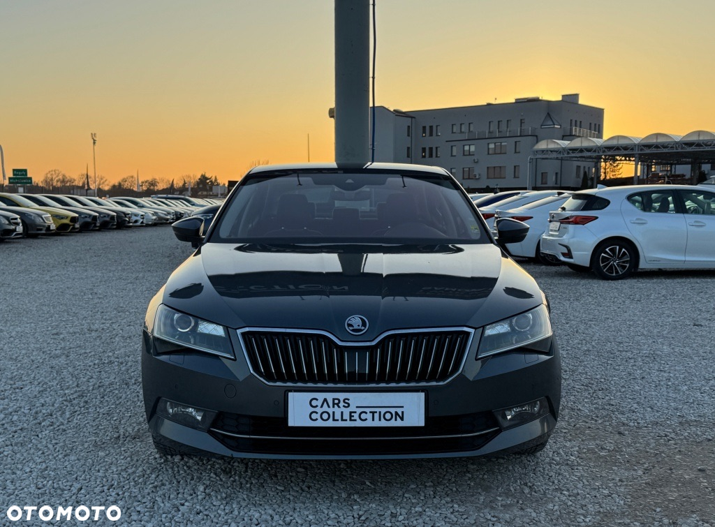 Skoda Superb 2.0 TDI Style DSG - 9