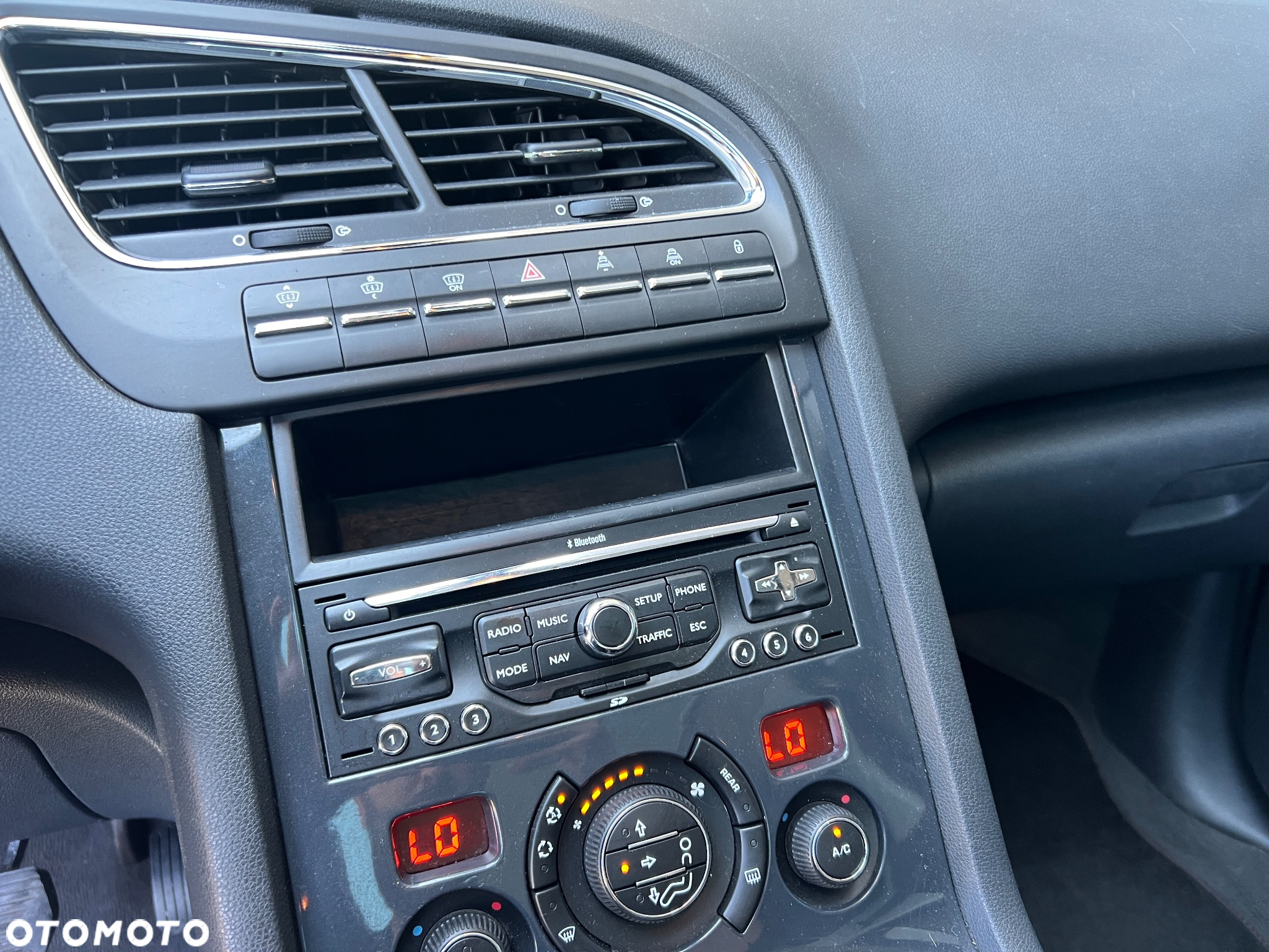 Peugeot 5008 HDI FAP 150 Premium - 13