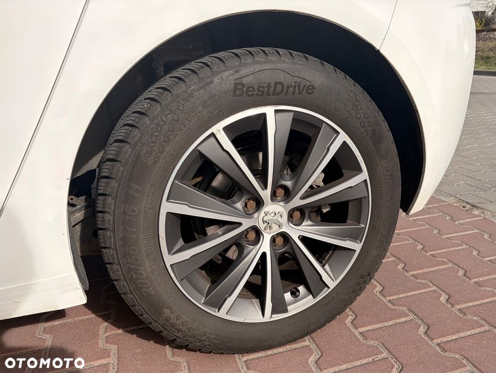 Peugeot 308 1.6 THP Active - 18