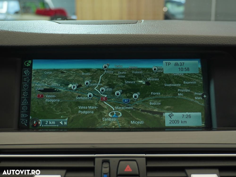 BMW Seria 5 520d Sport-Aut. - 17