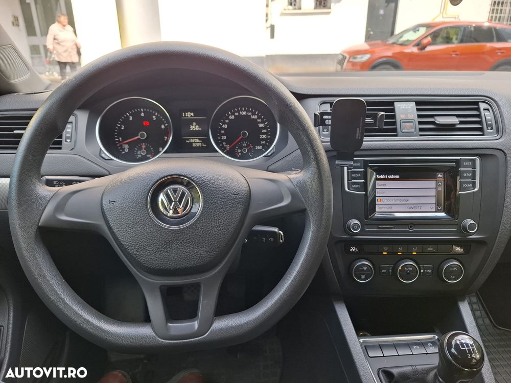 Volkswagen Jetta 1.2 TSI Trendline - 6