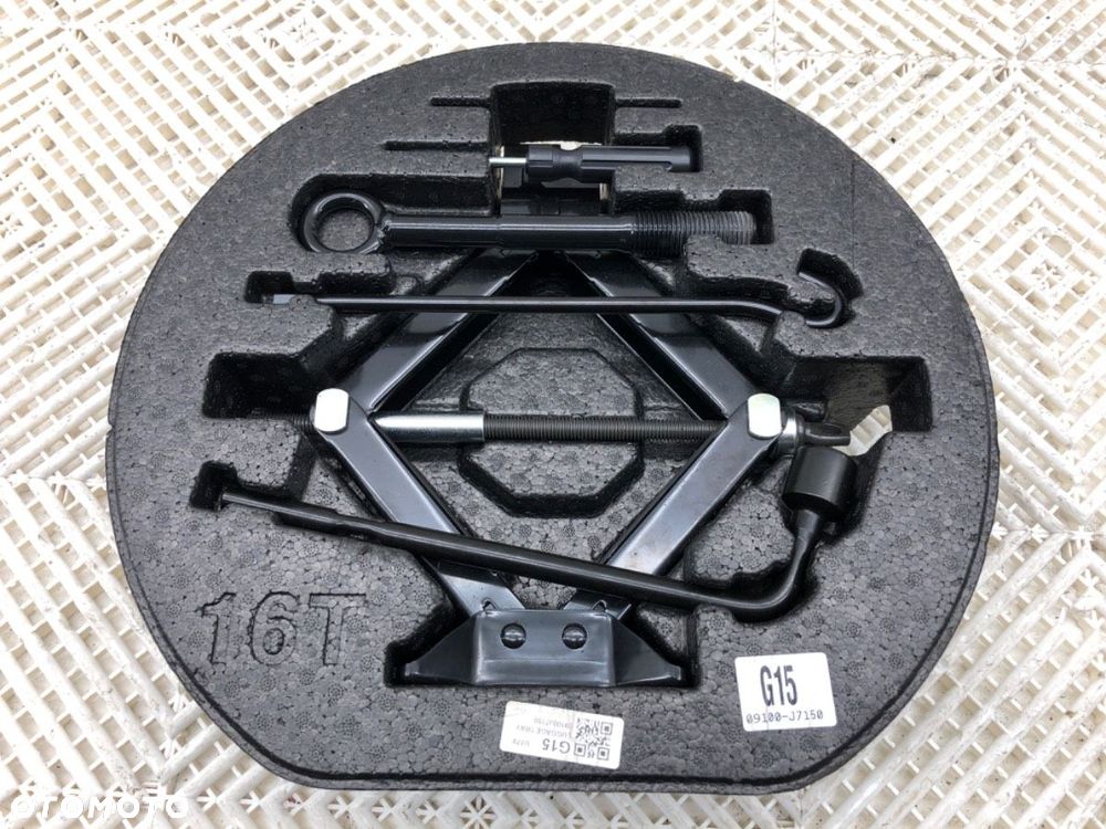 ZESTAW NARZĘDZI  KIA XCEED (CD) 2019 - 2022 1.5 T-GDI 118 kW [160 KM] benzyna 2021 - 2022 - 1