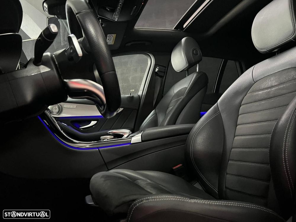 Mercedes-Benz C 300 de AMG Line - 4