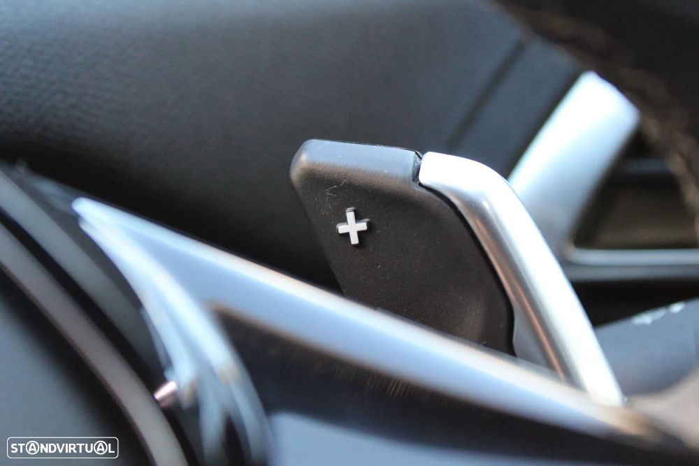 Peugeot 3008 1.6 Hybrid4 Allure e-EAT8 - 20