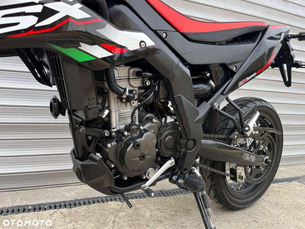 Aprilia SX - 33