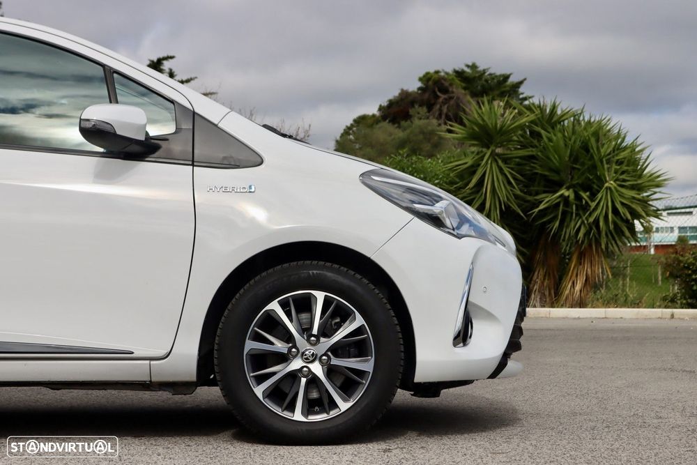 Toyota Yaris 1.5 HSD 20 Anos - 6