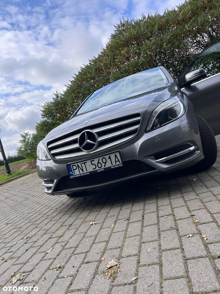 Mercedes-Benz Klasa B 200 (BlueEFFICIENCY) - 16