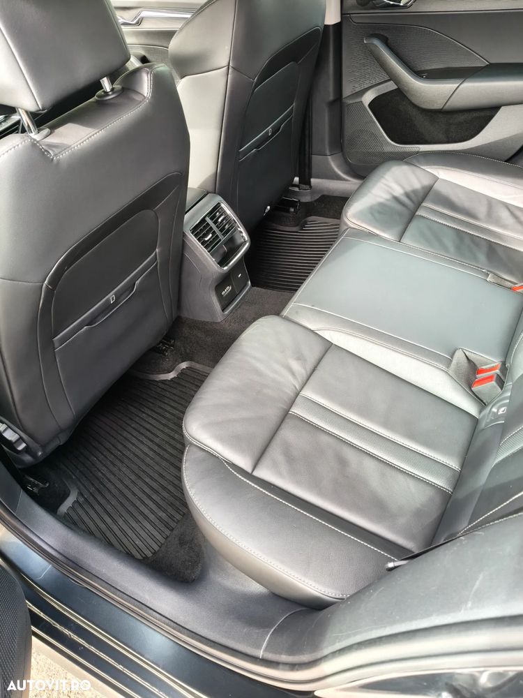 Skoda Octavia 2.0 TDI Style - 24