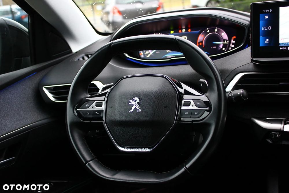 Peugeot 5008 1.5 BlueHDI Allure S&S EAT8 - 38