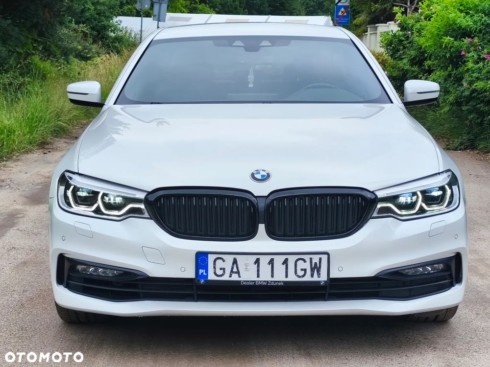 BMW Seria 5 520d Sport Line - 19