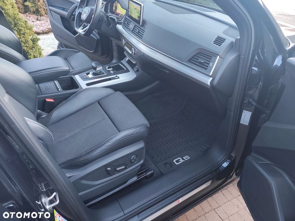 Audi Q5 2.0 TDI Quattro S tronic design - 36
