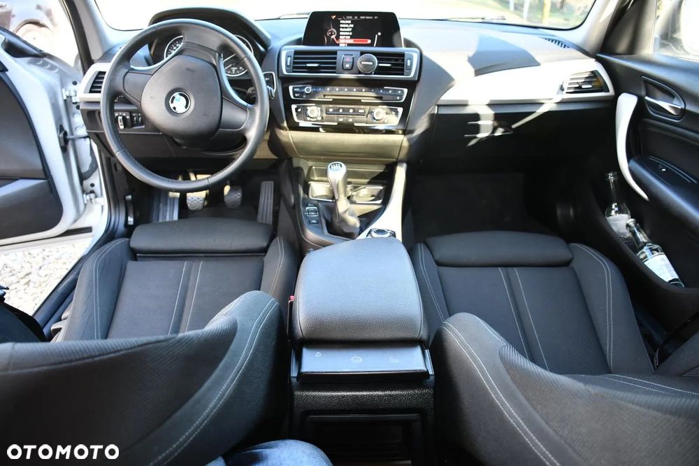 BMW Seria 1 116d - 6