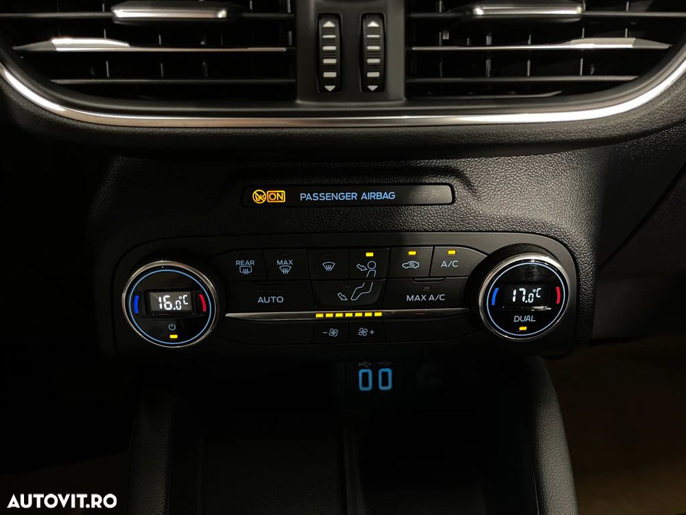Ford Kuga 2.5 Duratec PHEV Titanium - 19