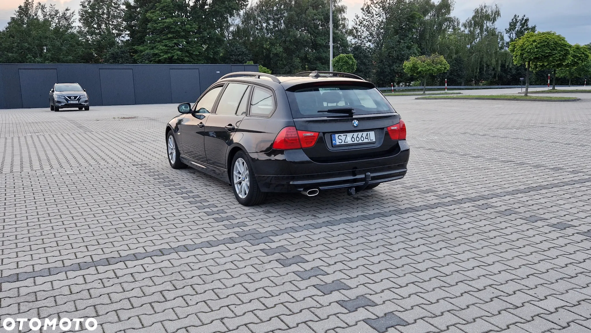BMW Seria 3 318d Touring - 6