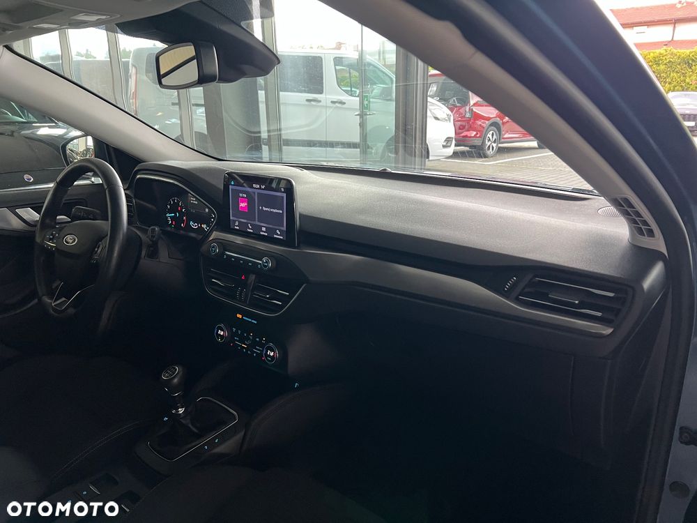 Ford Focus 1.0 EcoBoost Titanium Business - 37