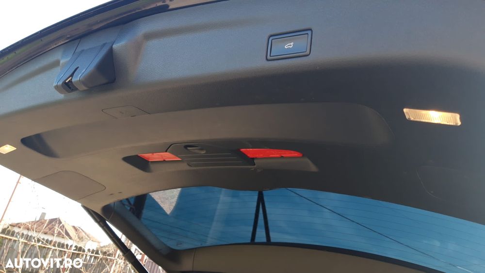 Volkswagen Sharan 2.0 TDI DSG BlueMotion Technology Highline - 25