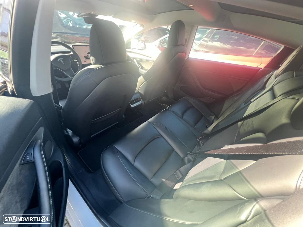 Tesla Model 3 Long Range Tração Traseira - 8