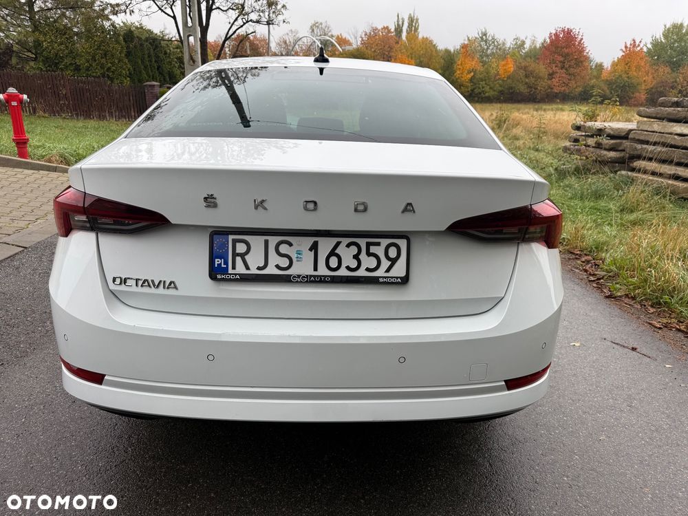 Skoda Octavia 1.5 TSI Selection Plus - 25