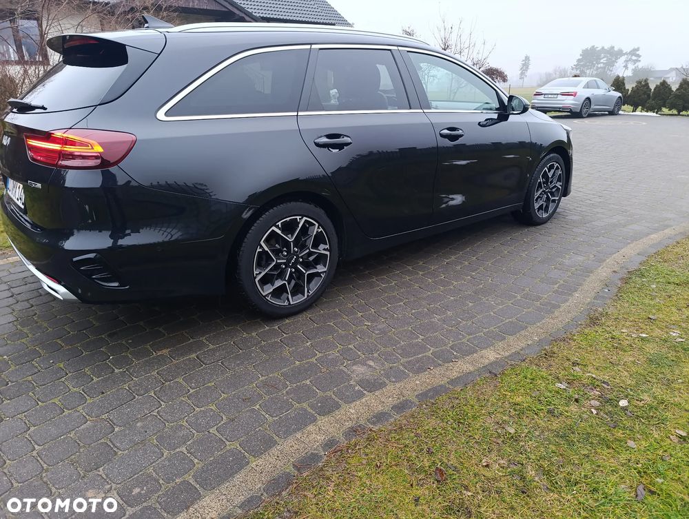 Kia Ceed 1.5 T-GDI DCT7 OPF GT Line - 32