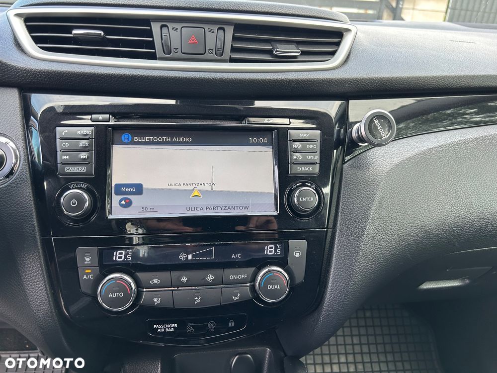 Nissan Qashqai 1.2 DIG-T N-Connecta - 21