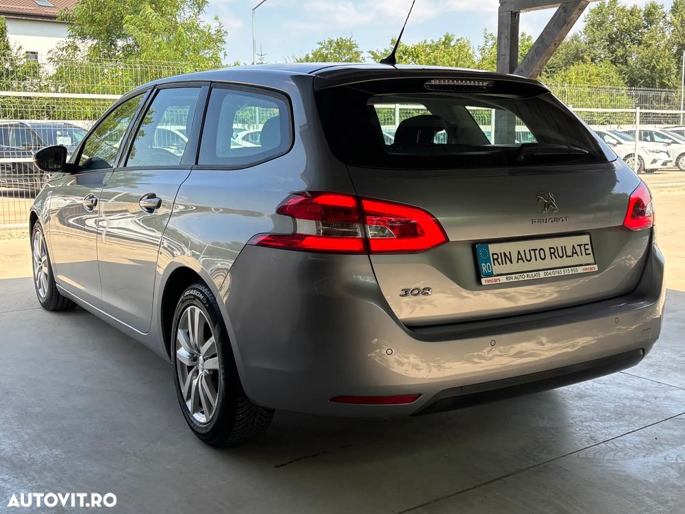 Peugeot 308 - 6