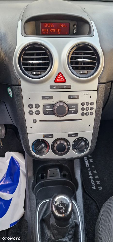 Opel Corsa 1.4 16V Active - 16