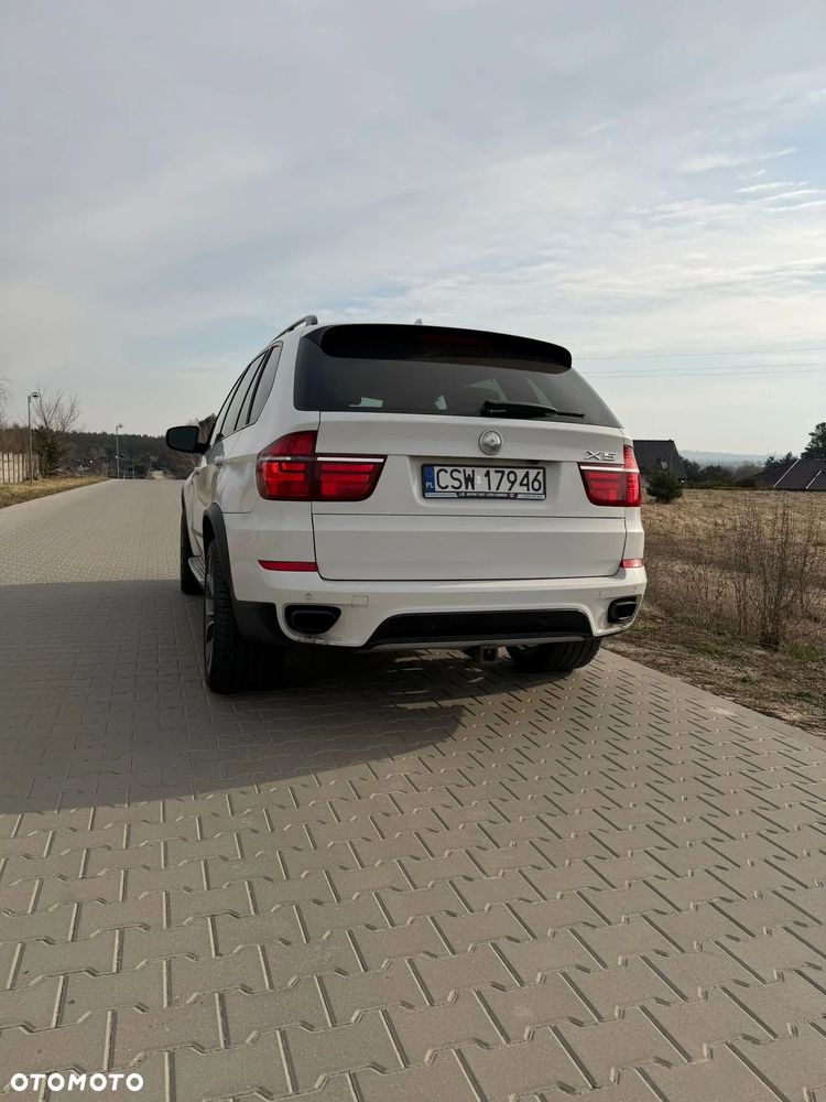 BMW X5 xDrive50i - 7