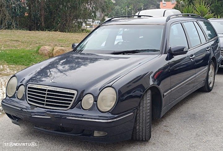 Mercedes-Benz E 220 CDI Avantgarde - 3