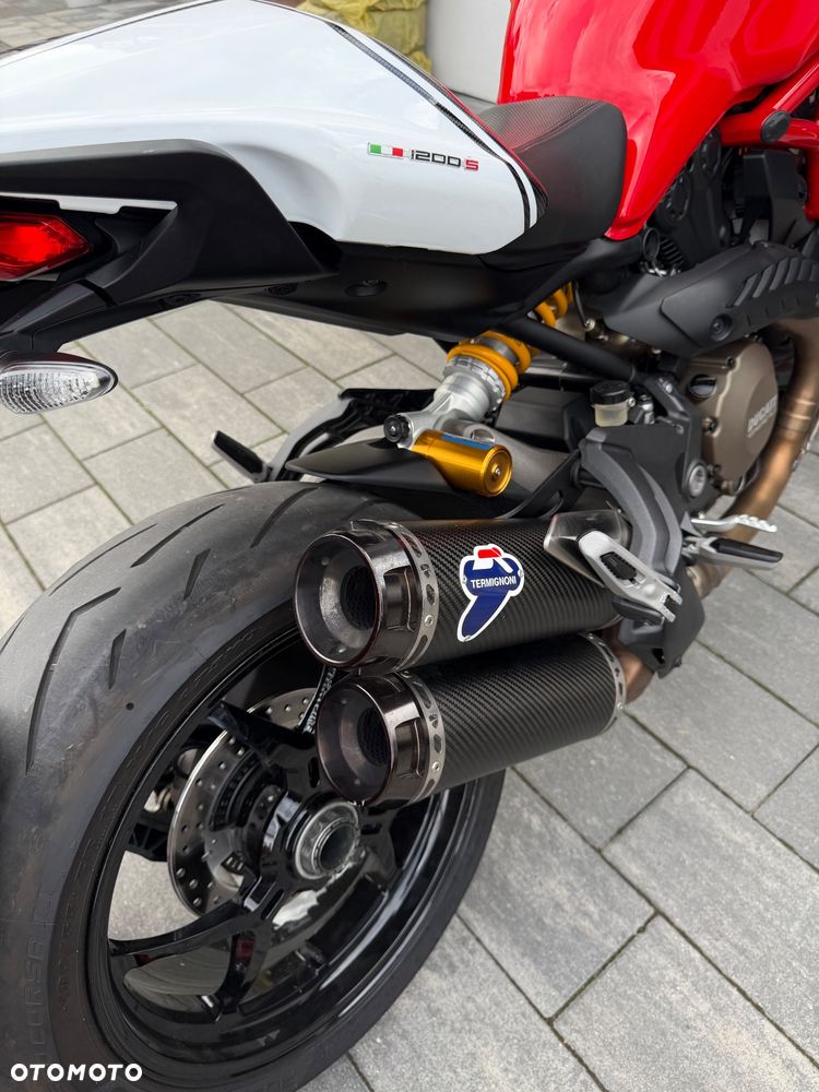 Ducati Monster - 11